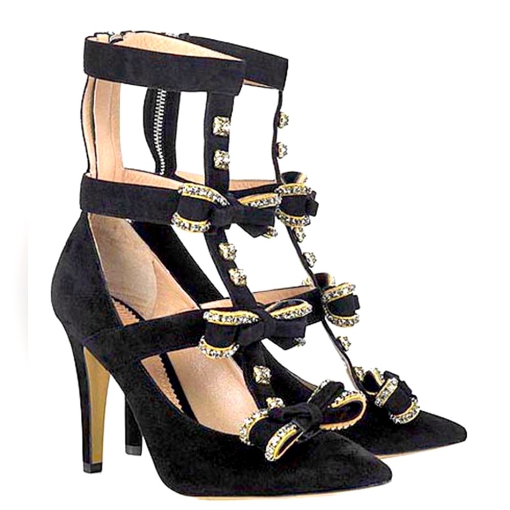 Rare Chloé's black suede heels Fall 2009 collection designed by Hannah McGibbon.